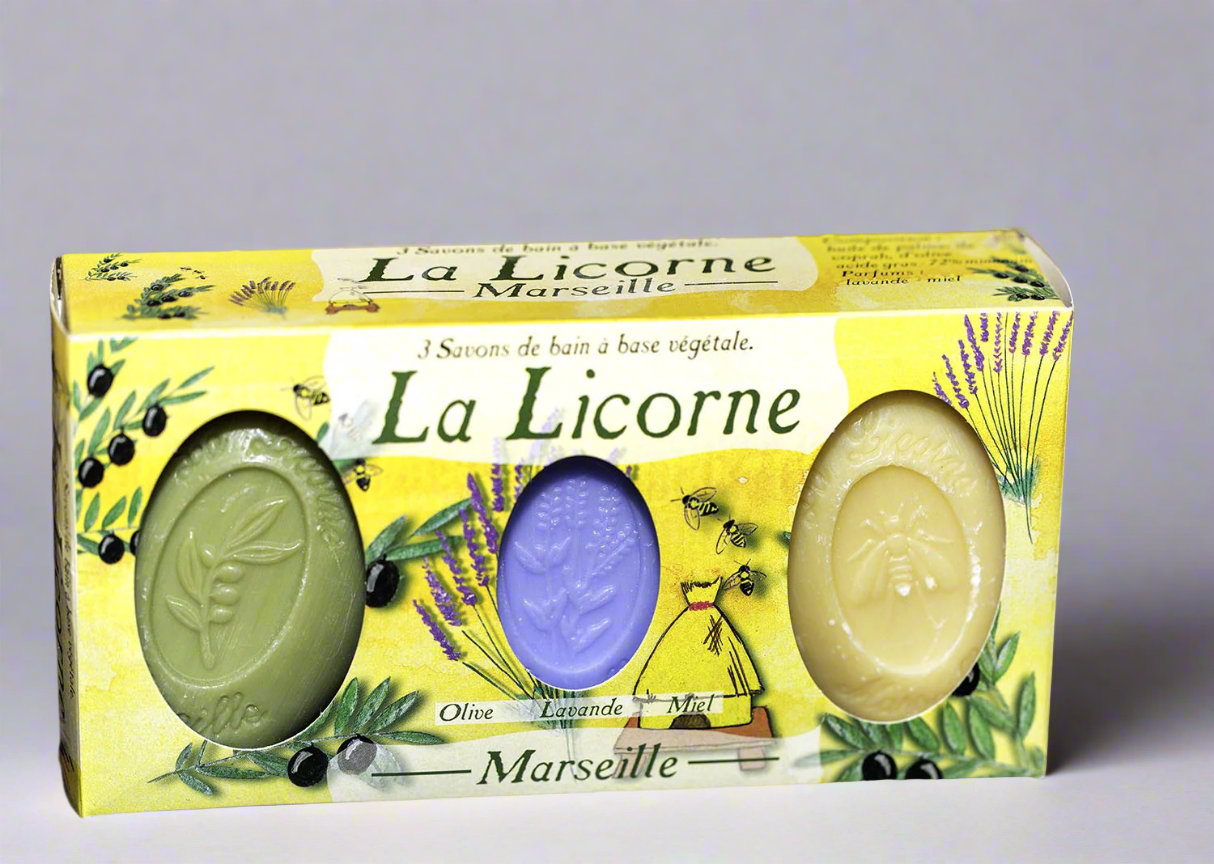 Gift set. soaps, oval, 3x150g various.